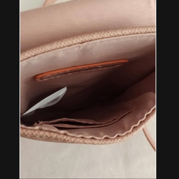 🎉HP🎉Blush Pink Adrienne Vittadini Crossbody - Picture 6 of 6